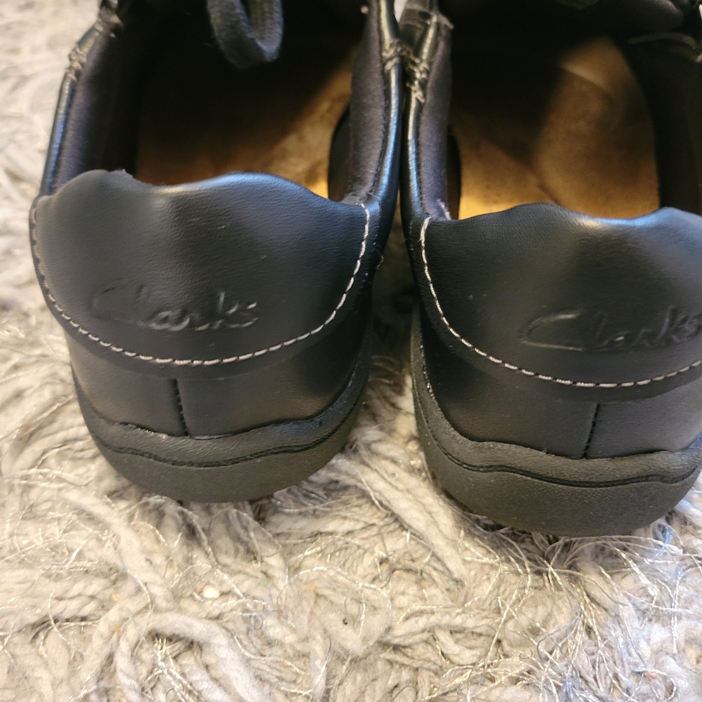 Clarks Black women Brylanne Bayla Leather Sneakers - Picture 8 of 11